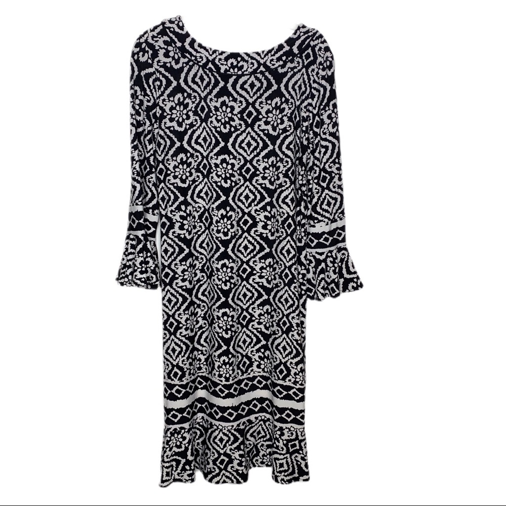New Direction Black and White Flutter‎ Cuff Dress
